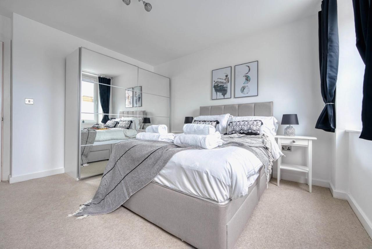 The Post House Two By Fortuna Property Gloucester Kültér fotó