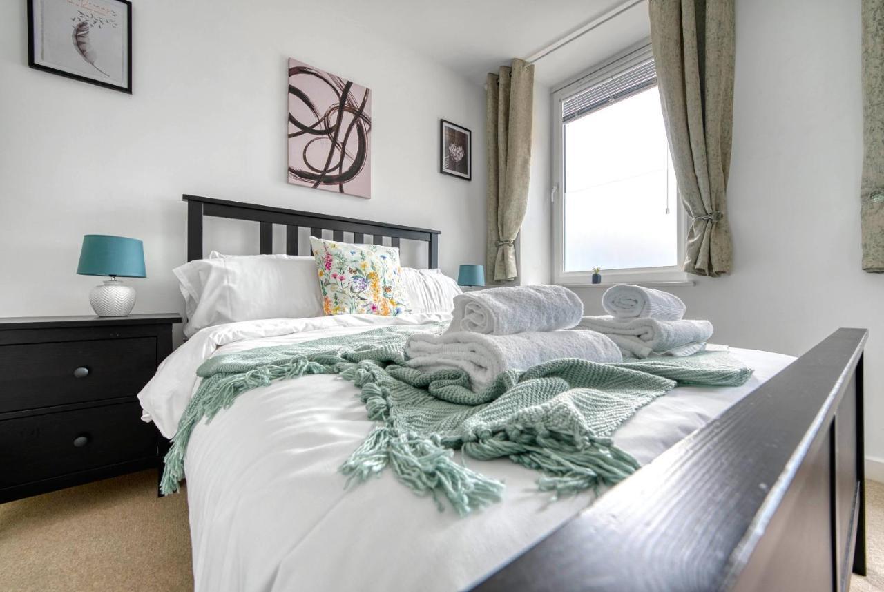 The Post House Two By Fortuna Property Gloucester Kültér fotó